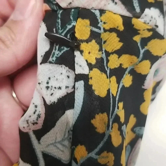 {Robert Louis} Floral Print Belted Faux Wrap Dress - Picture 11 of 15